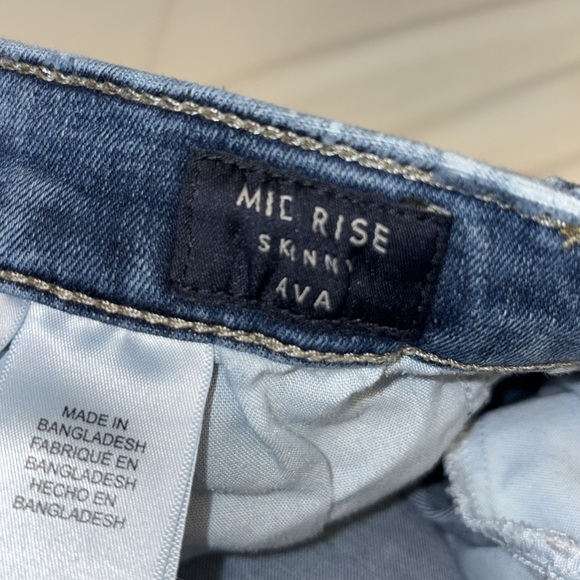 Lucky Brand jeans Ava style ankle skinny extreme distress button/zip Size 4/27 - Picture 9 of 12